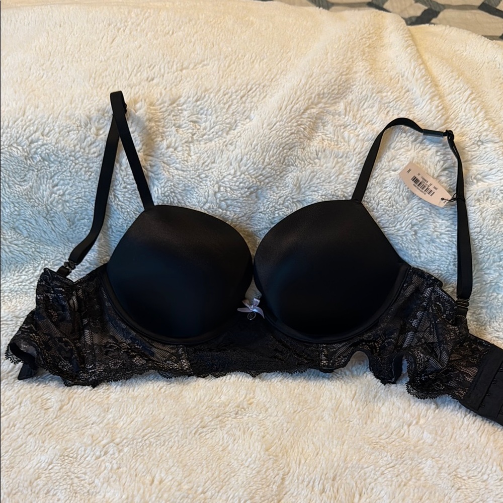 Victoria’s Secret Elegant Black Lace Push Up Bra